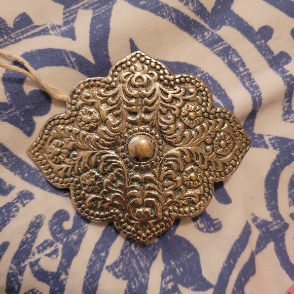 Ornate Silver Belt Buckle - Picture 5 of 6